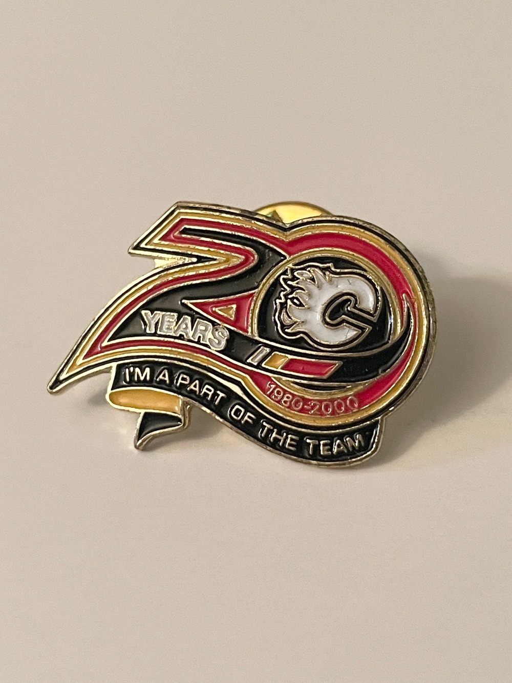 Vintage Calgary Flames 20th Anniversary Pin 1980-2000 NHL